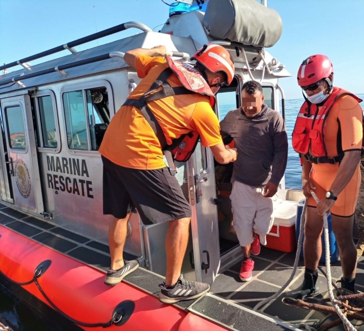 Marina Realiza Evacuaci N M Dica De Un Tripulante A Bordo De Una